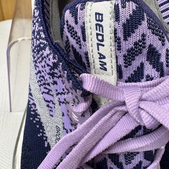 Brooks Blue and Purple Athletic Running Shoes with Knit Upper Size 7 - Picture 4 of 7